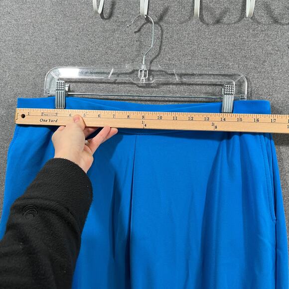 Susan Graver Petite LK Fusion Pull-On Crop Pant Cabana Blue, Petite Large - Picture 5 of 7